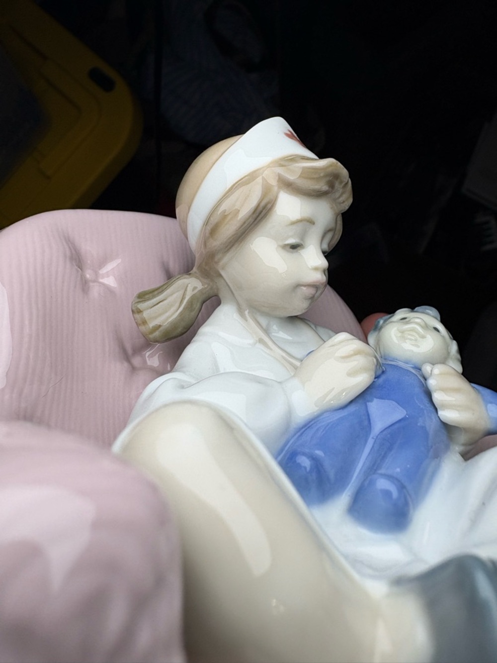 NAO Handmade in Spain by Lladro Girl Playing Nurse #1055 Figurine - Picture 7 of 9